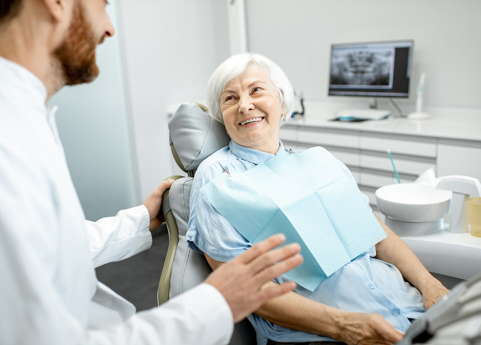 Safe and customized dental implant care in Jasper for patients with medical conditions