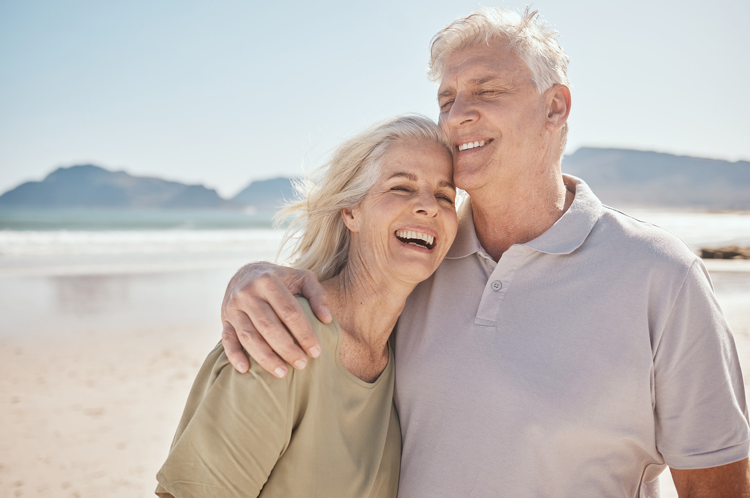 Implant-supported dentures with fixed or removable options